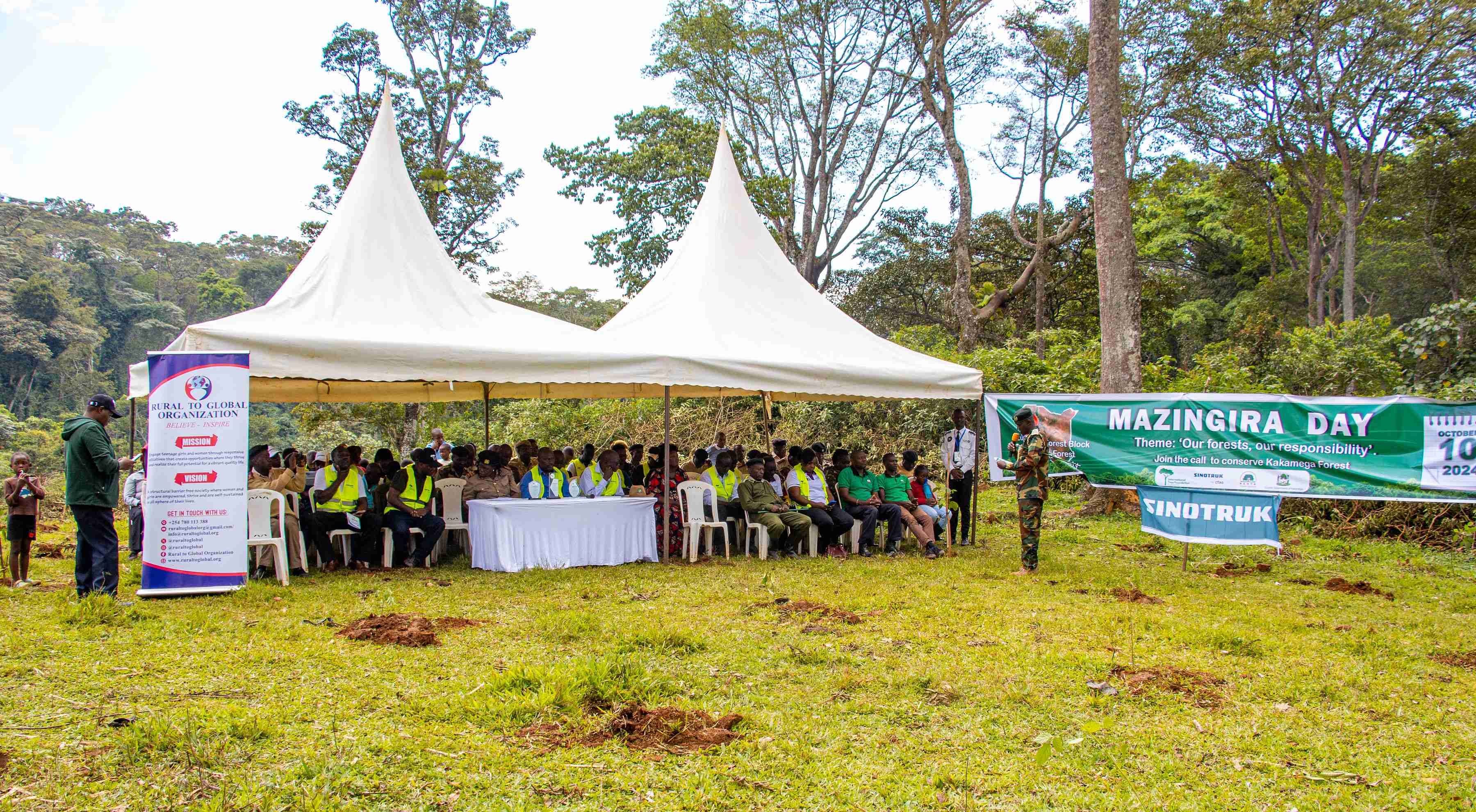 中國重汽在肯尼亞舉辦綠色未來植樹活動