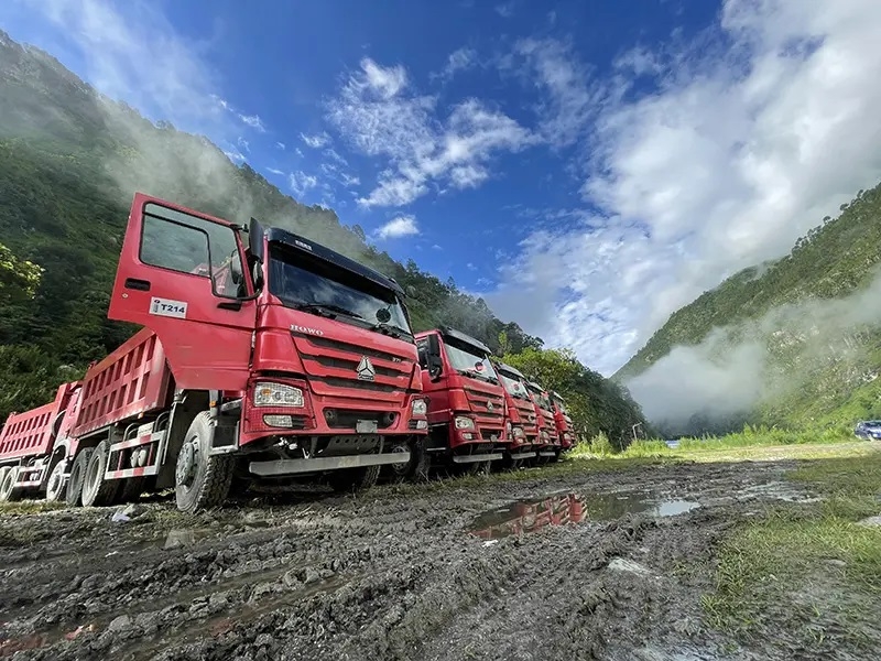 HOWO重卡，運營12年，仍是“少年”